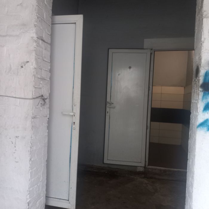 В оренду склад з офісом