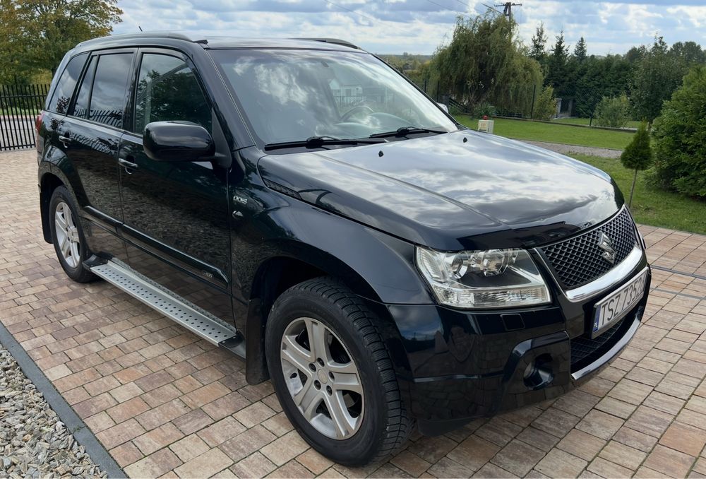 Suzuki grand vitara 1.9 ddis 4x4  bdb stan !