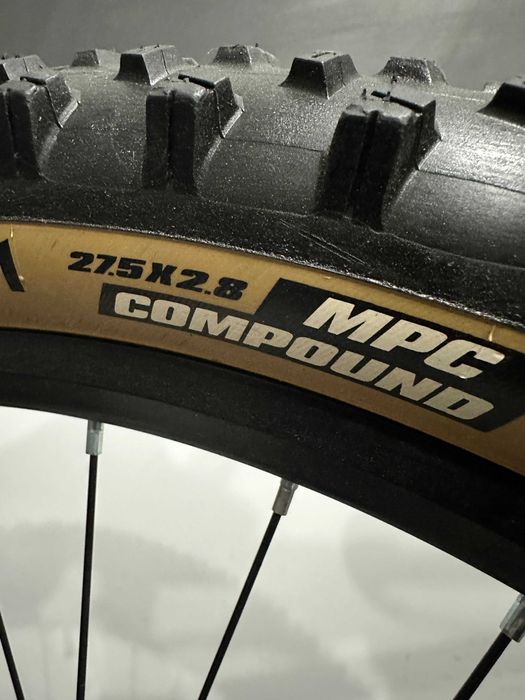 Rower górski S'COOL Xroc MTB hydraulika tarcze opony 27,5x2.80 Nowy