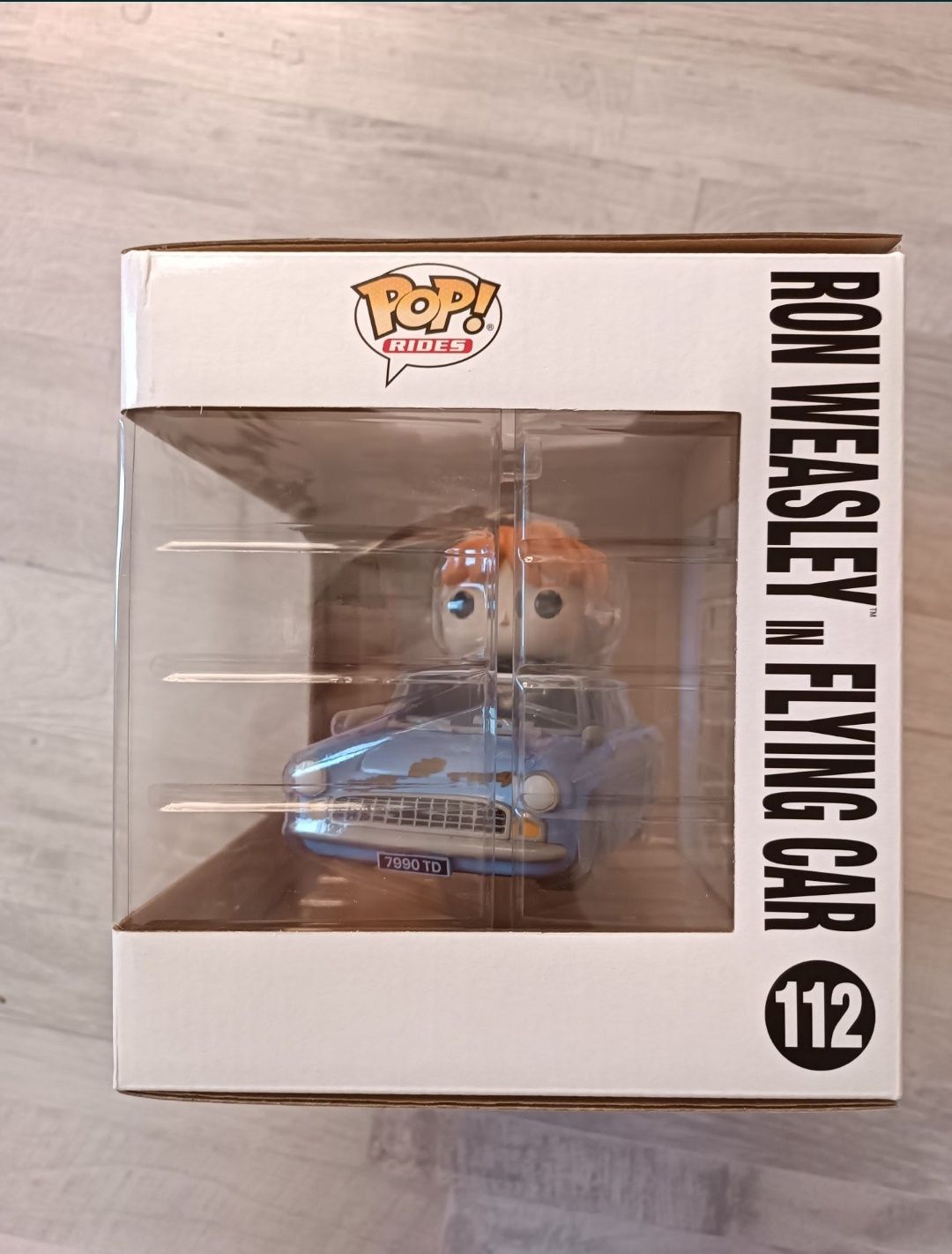 funko pop ron Weasley in flying car 112 Harry Potter