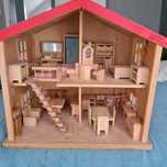 Drewniany Domek dla lalek