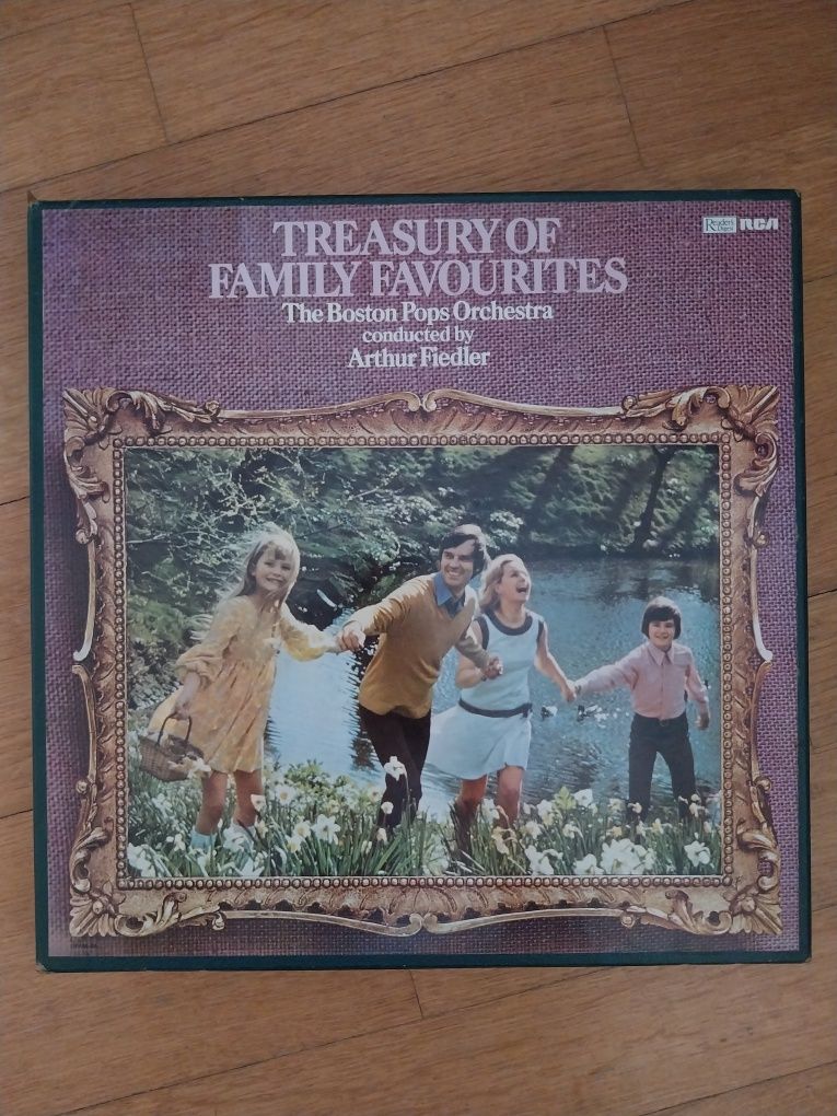 Discos de vinil "Treasury of family favourites"