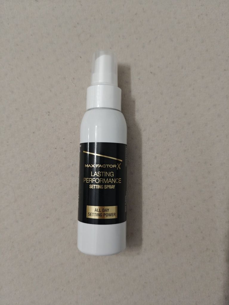 Utrwalacz do makijażu Max Factor