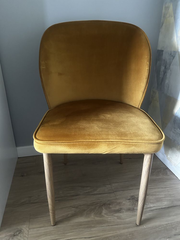 Krzesło tapicerowane miodowe fotel