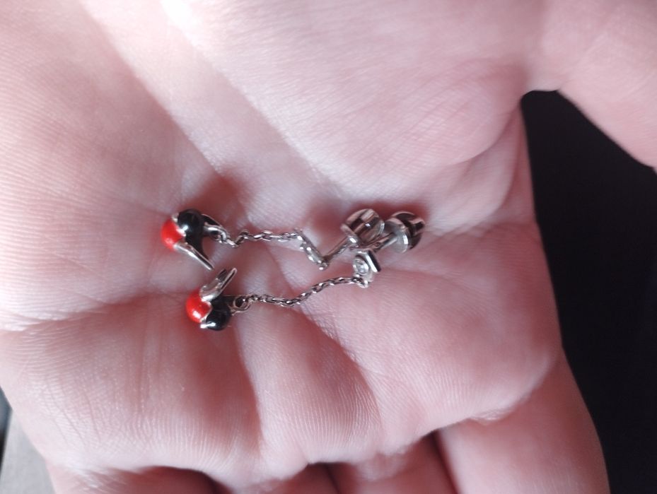 Пусети бренд SOKOLOV. Срібло,фіаніт недраг.. Вага 2.86г