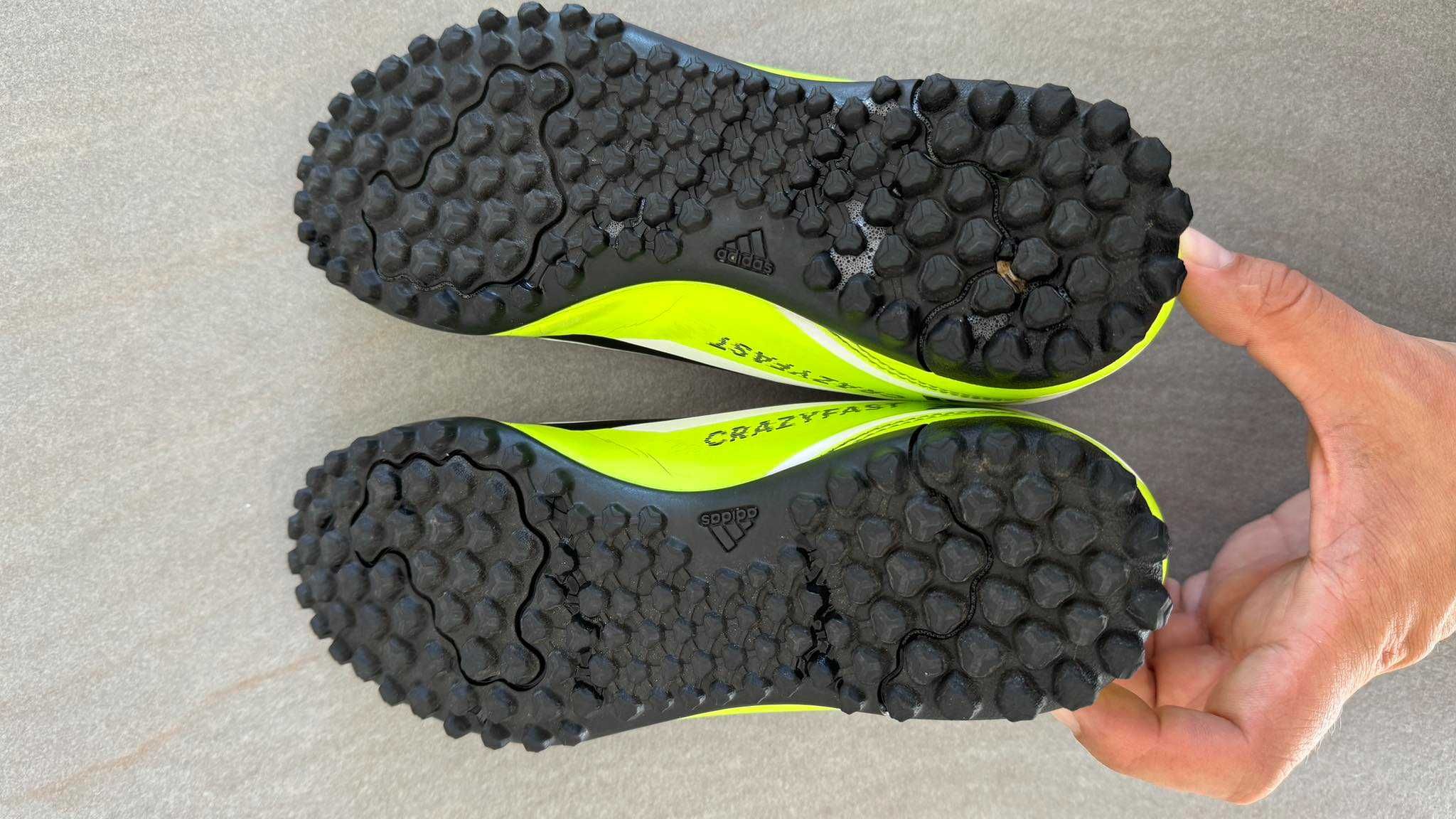 Buty do piłki (śnieżynki) Adidas Crazyfast rozmiar 34 - do odświeżenia