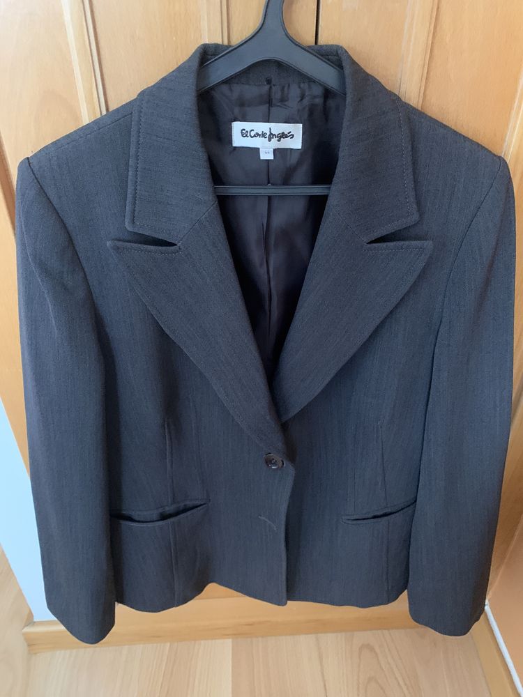 Blazer cinza escuro El corte inglês