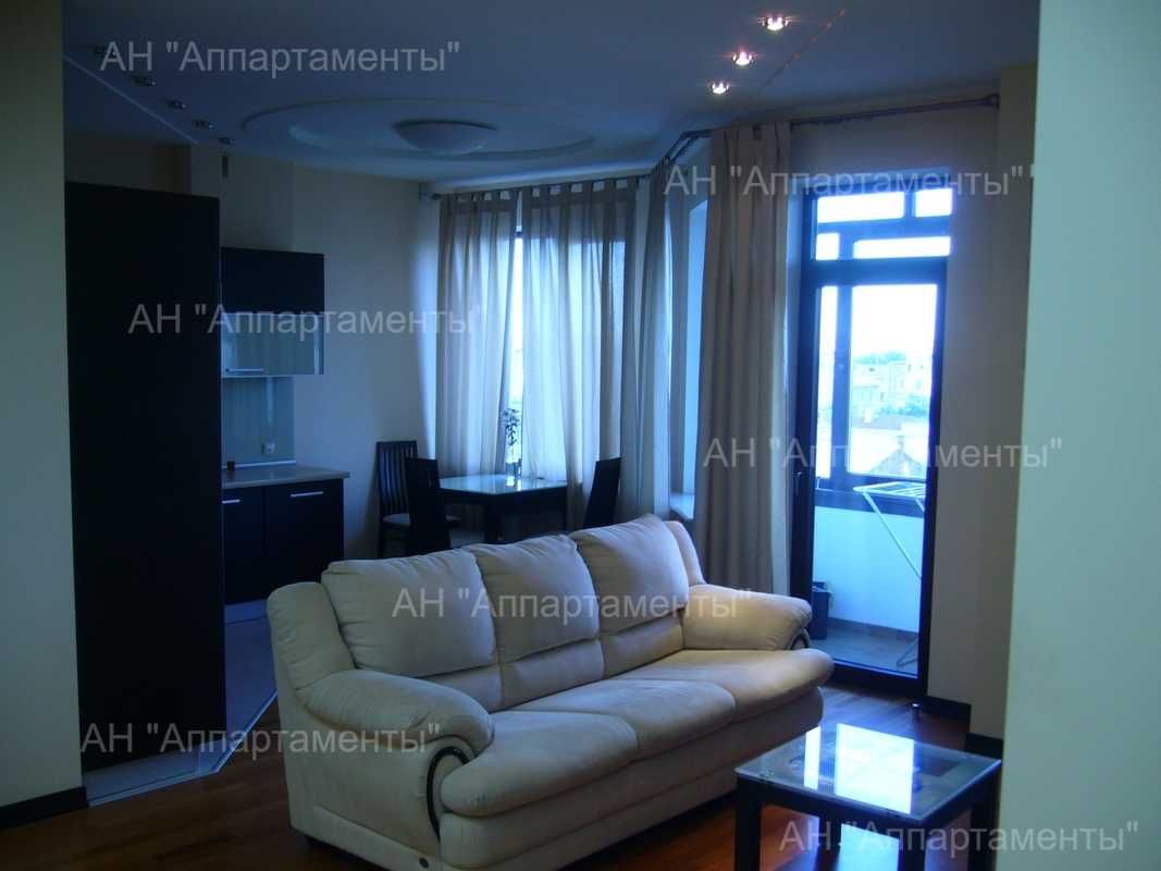 Продам 3к-студию в новострое, 90м, дизайн.ремонт, 2 лоджии, Центр