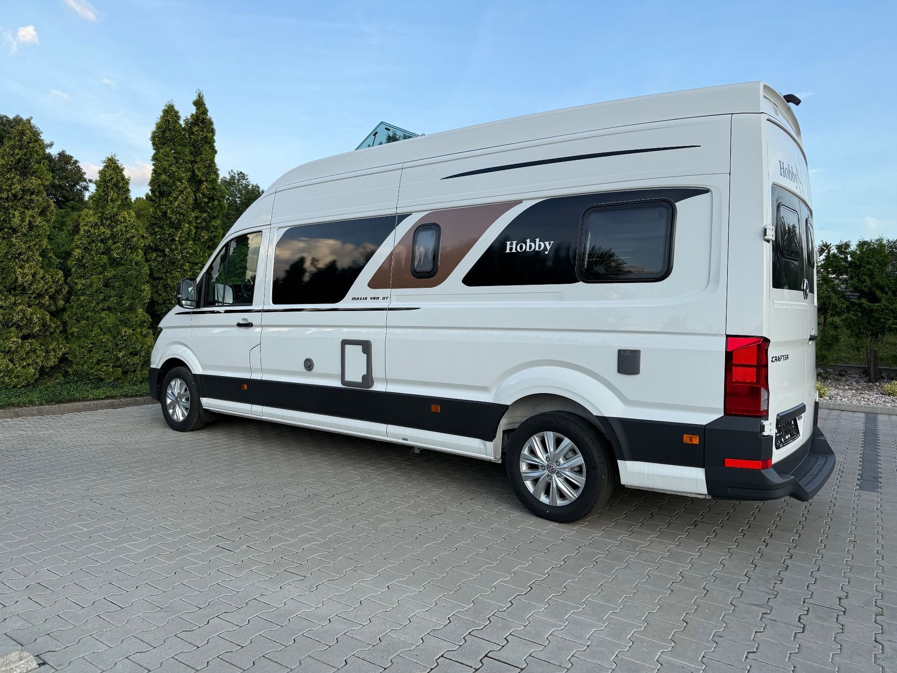 Hobby Maxia Van 680 DT  FV23% 2 osobowy luksus