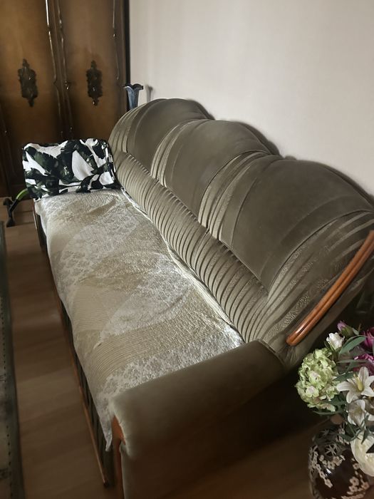 Kanapa sofa do duzego poloju . Rozkladana