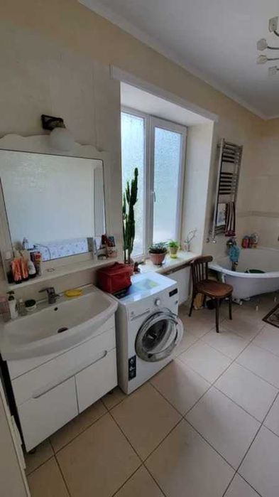 Полдома + гостевой домик с ремонтом в Черноморке, 5 минут до моря!