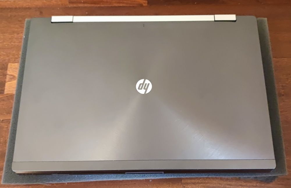 HP Elitebook 8560w 15.6 FHD Intel RAM-8Gb HDD-500Gb AMD FirePro 1Gb
