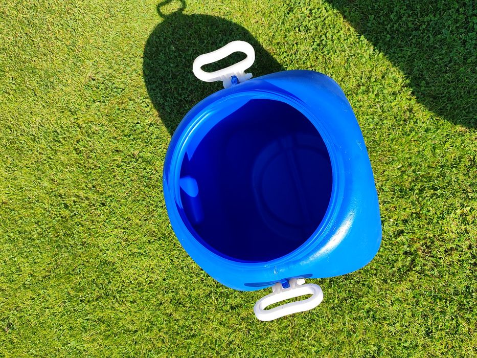 Plastikowa beczka do kiszenia ogórków, na deszczówkę , 60l