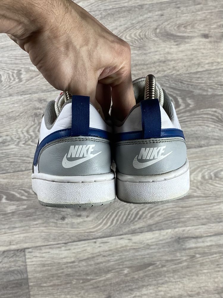 Nike кроссовки 37 размер кожаные серые оригинал