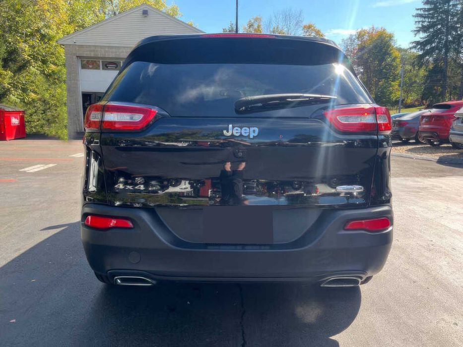 Jeep Cherokee Latitude      2017
