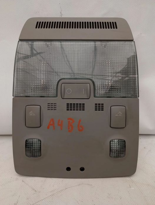 Audi A4 B6 Lampka Podsufitki