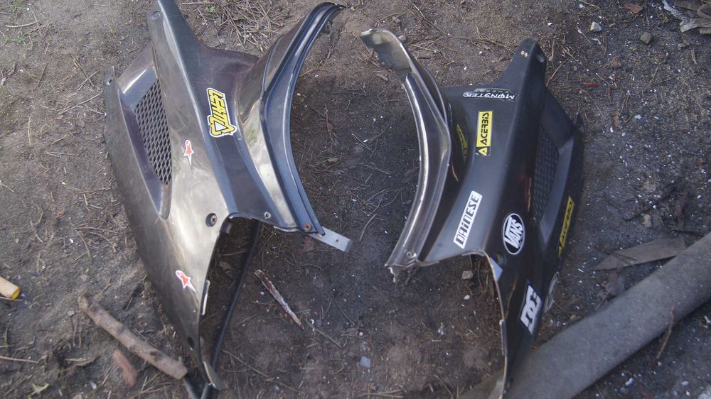 Rocki Motobi skuter plastiki boczki owiewki