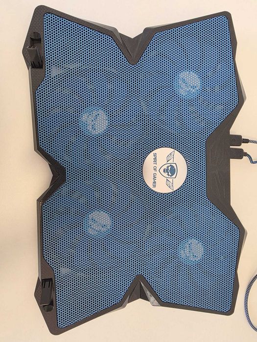 Spirit of Gamer Airblade 500 Base de Refrigeração (LED Azul)