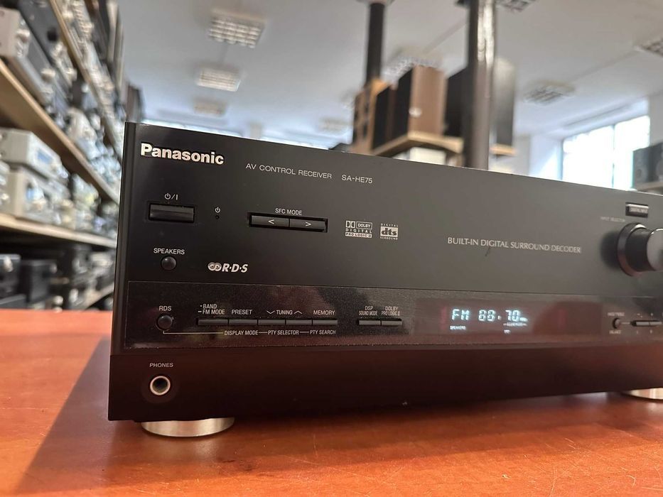 Amplituner Panasonic SA-HE 75