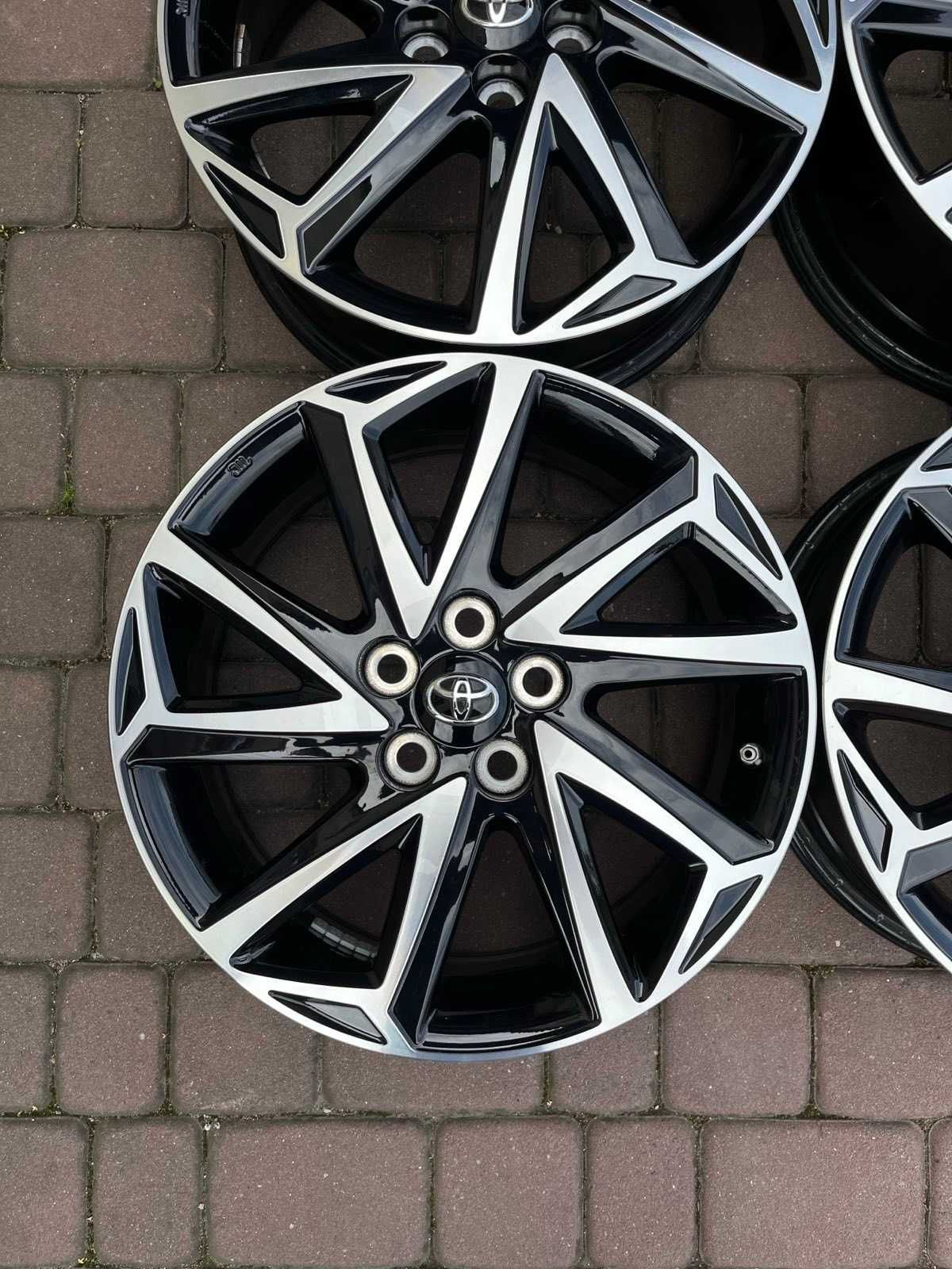 Oryginalne alufelgi Toyota 5x100 16 cali CZUJNIKI YARIS BICOLOR