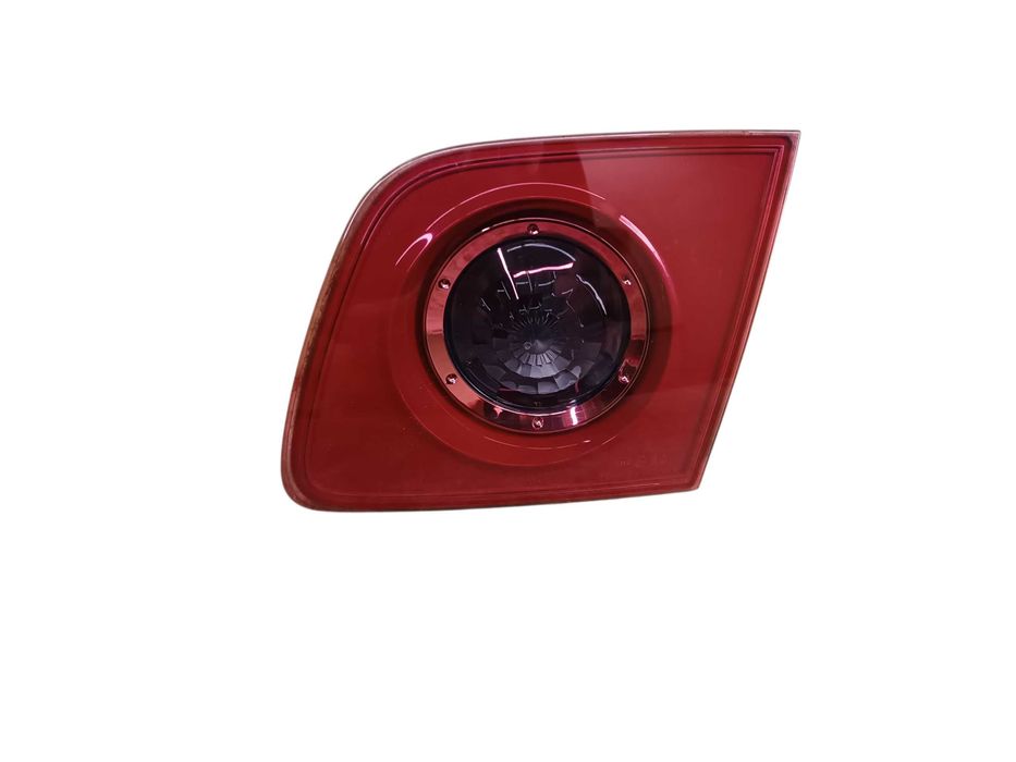 Lampa Prawy Tył Prawa Tylna W Klapę Mazda 3 BK Sedan