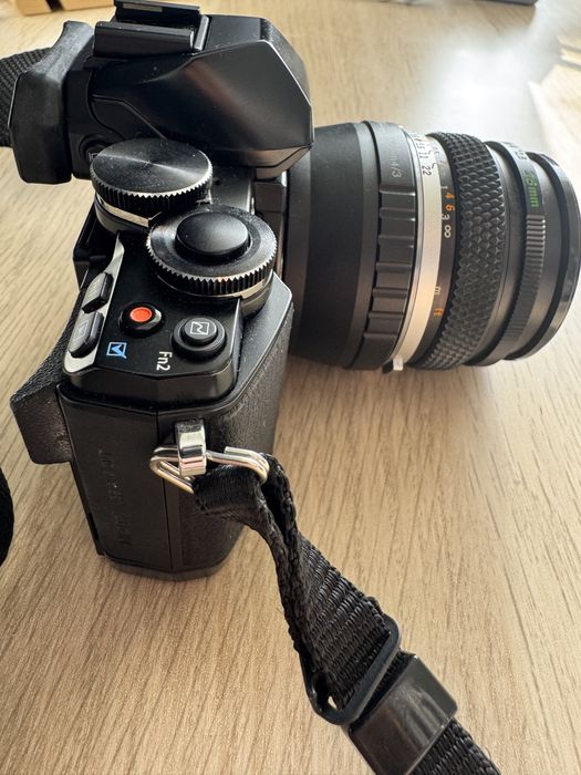 Olympus OMD EM-10 Mark I Apenas com 2884 Disparos | Excelente Estado