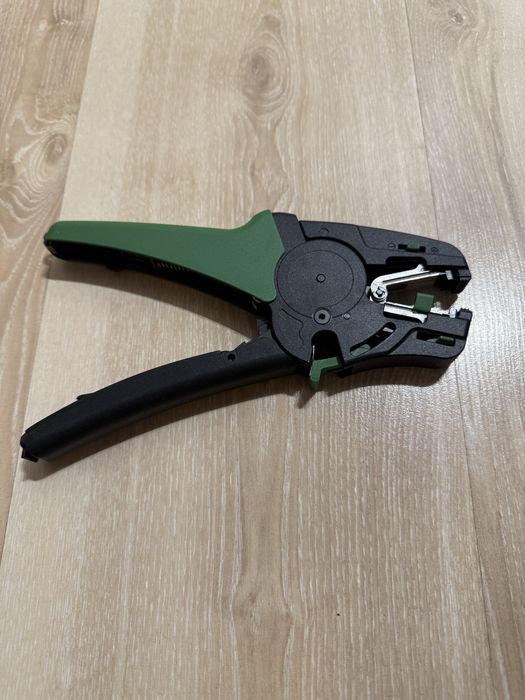Ściągacz szczypce do ściagania izolacji WAGO Quickstrip Vario