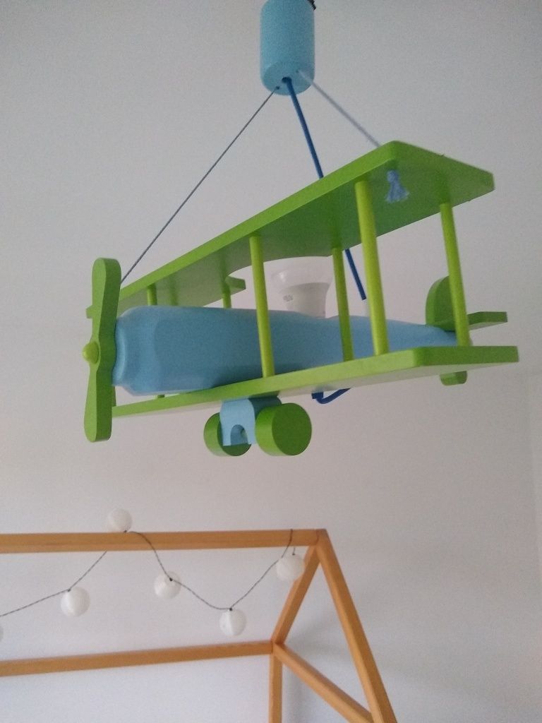 Lampka dziecięca samolot jak nowa