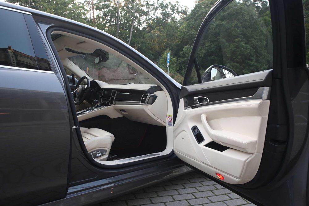Porsche Panamera 3.0 Stan Bardzo Dobry