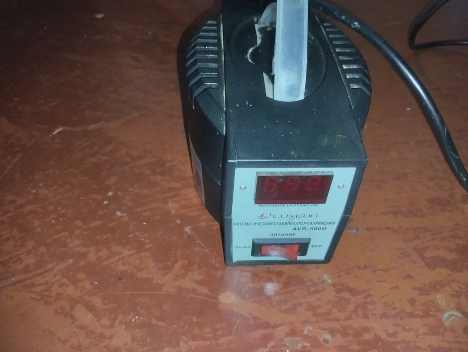 Стабілізатор напруги
