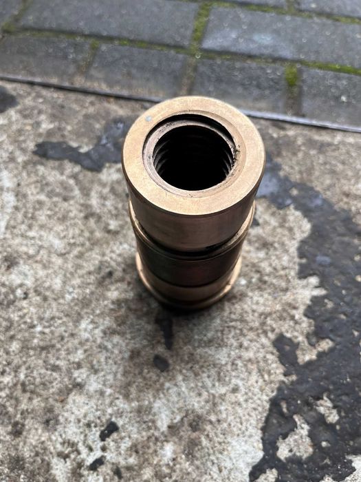 Tuleje posuwu do frezarki