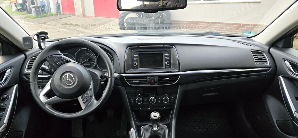 Mazda 6 • 2014 • 2.2 Skyactiv-D Diesel • uszkodzony silnik • Czarna •