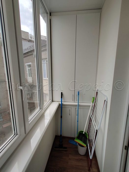 Продам 1 кімнатну квартиру по вул.Південноукраїнська(Бульвар Шевченка)