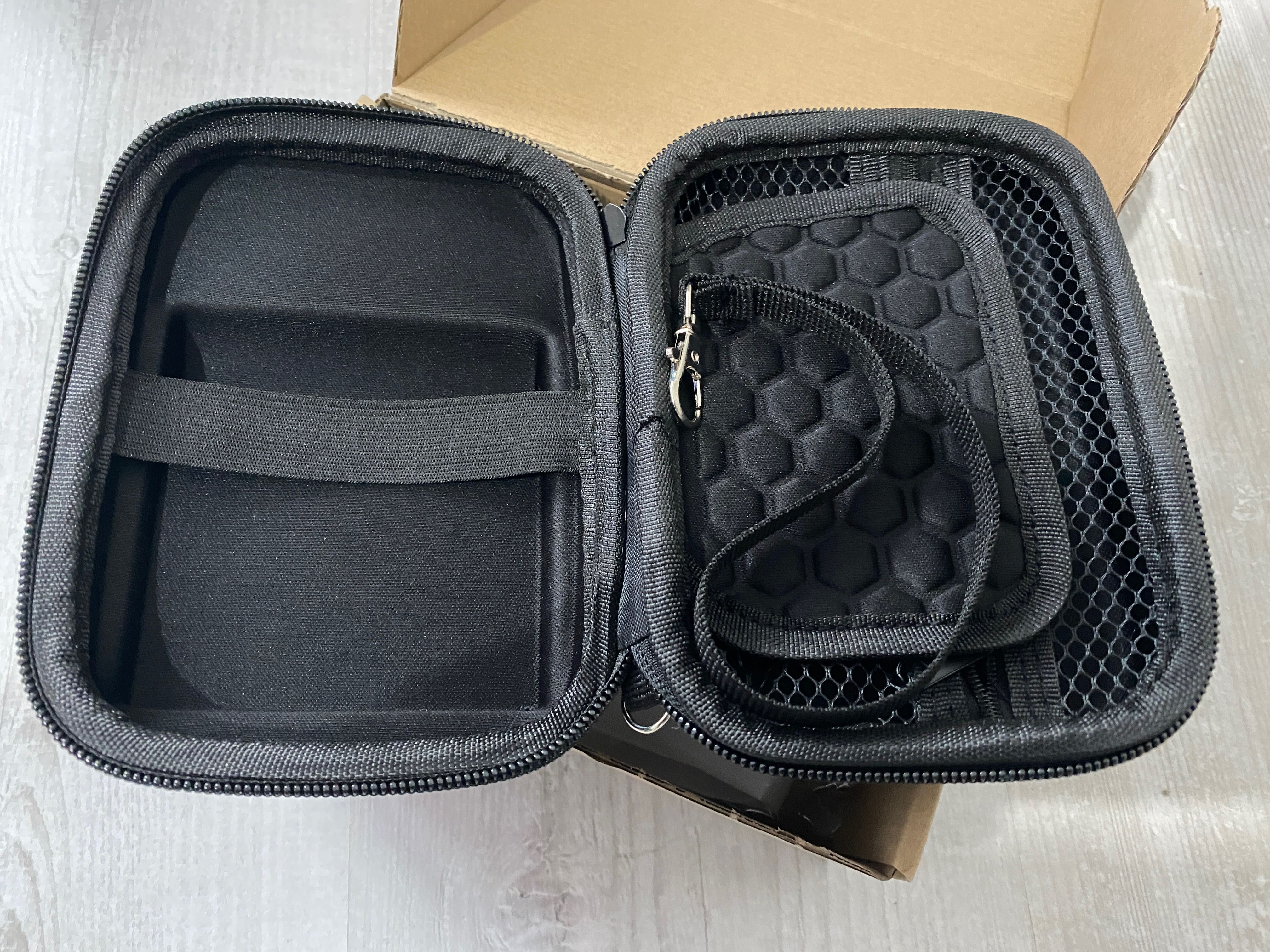 Bolsa rígida de viagem para consolas de jogos portáteis