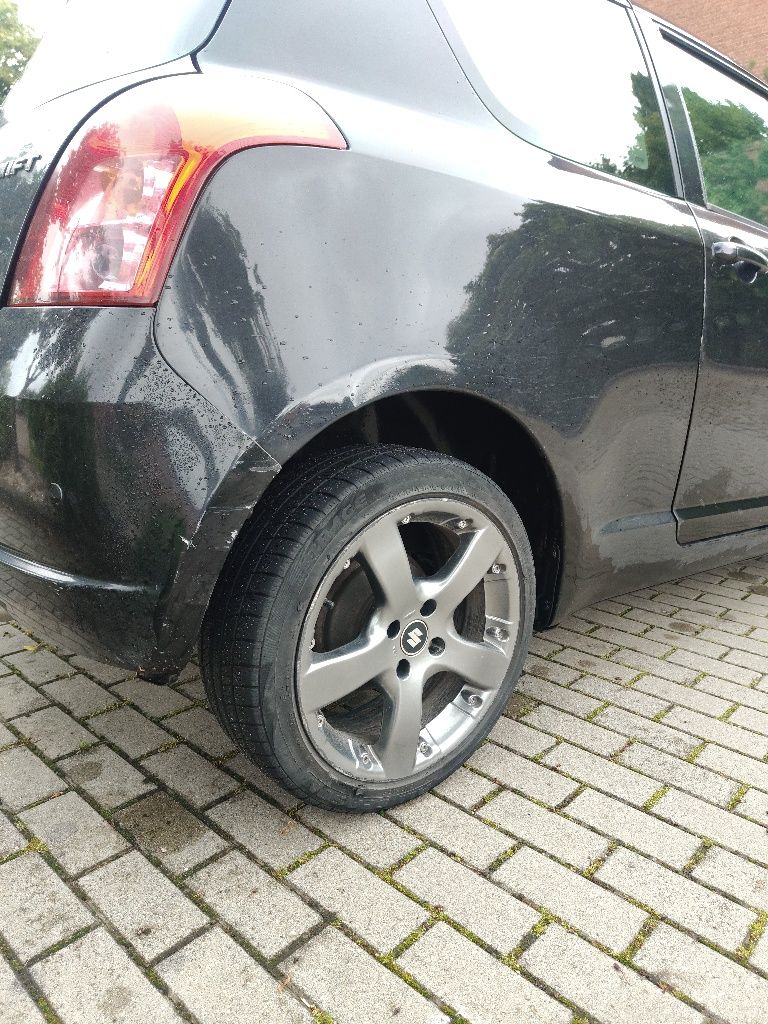 Suzuki Swift - 1.3.DDIS . Niski przebieg. Garażowany