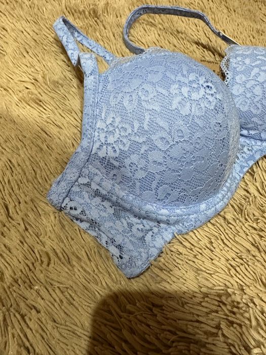 Новий ніжно блакитний бюстгалтер лифчик Tezenis 75B