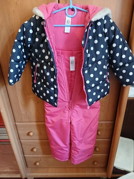Продам комбінезон з курткою зимовий дитячий carter's