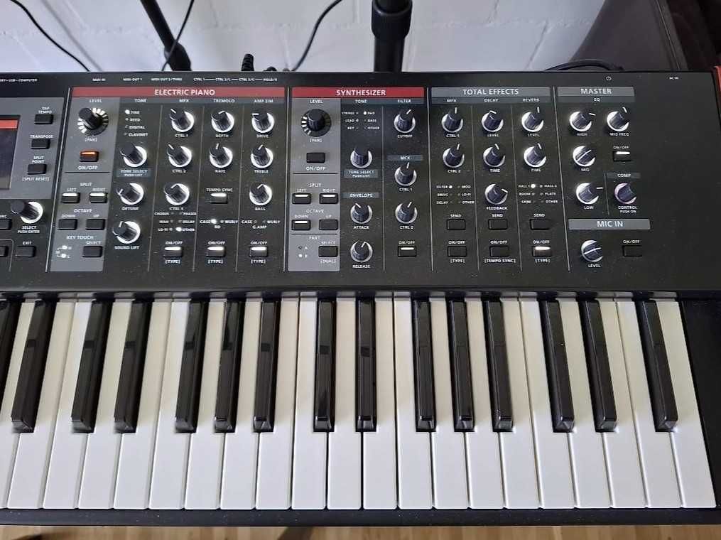 Roland V Stage 76 Stage piano