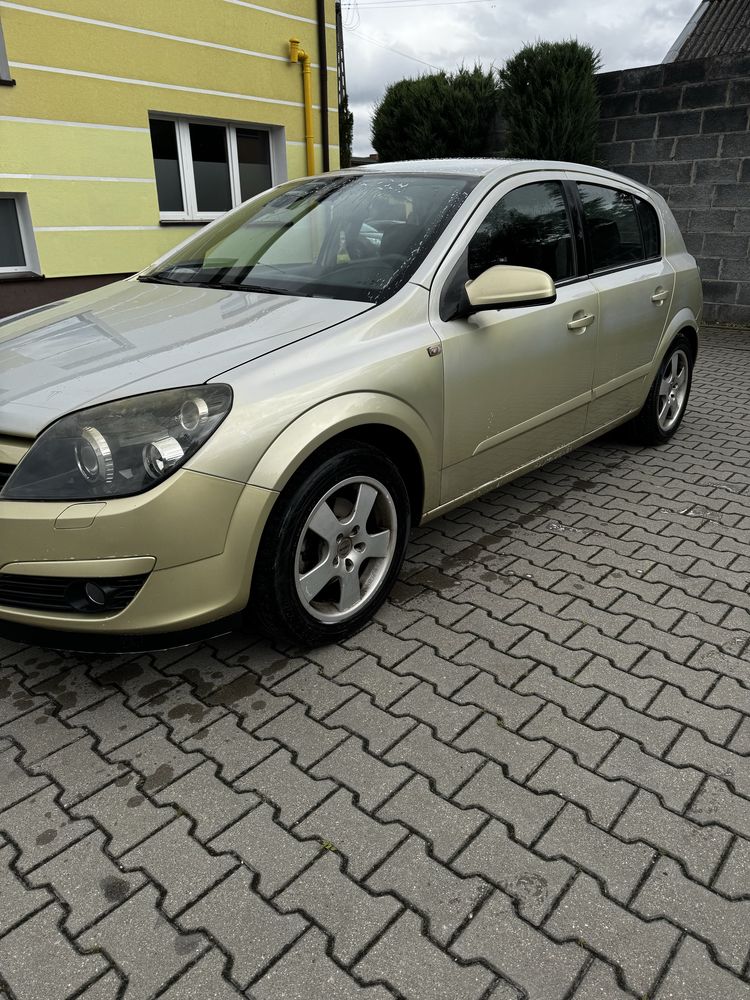 Opel astra h 1.7