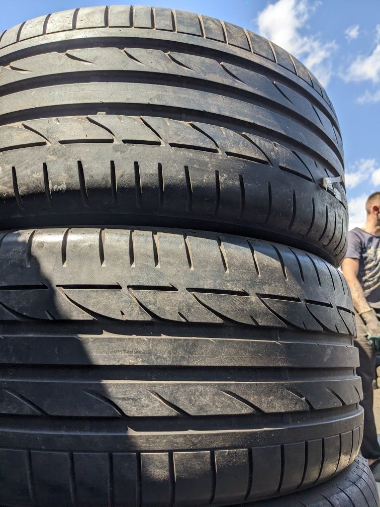 255/35R19 Bridgestone 2017