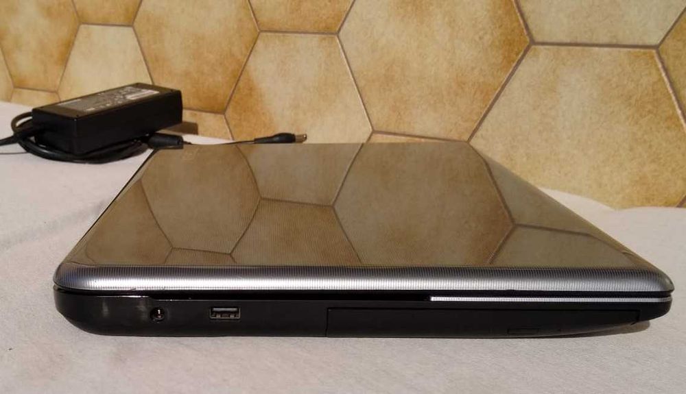 TOSHIBA Satellite L70-A/17,3" FHD/i7 /SSD 275GB/ 16GB RAM/ GT 740M/2