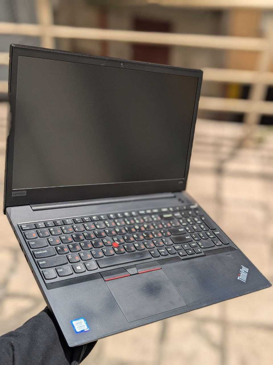 15.6" Lenovo ThinkPad E590 гарний стан i5-8265U/12GB DDR4/256GB SSD
