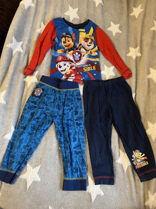 Піжами, домашні костюми