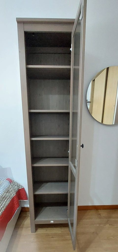 Móvel Vitrine ótimo