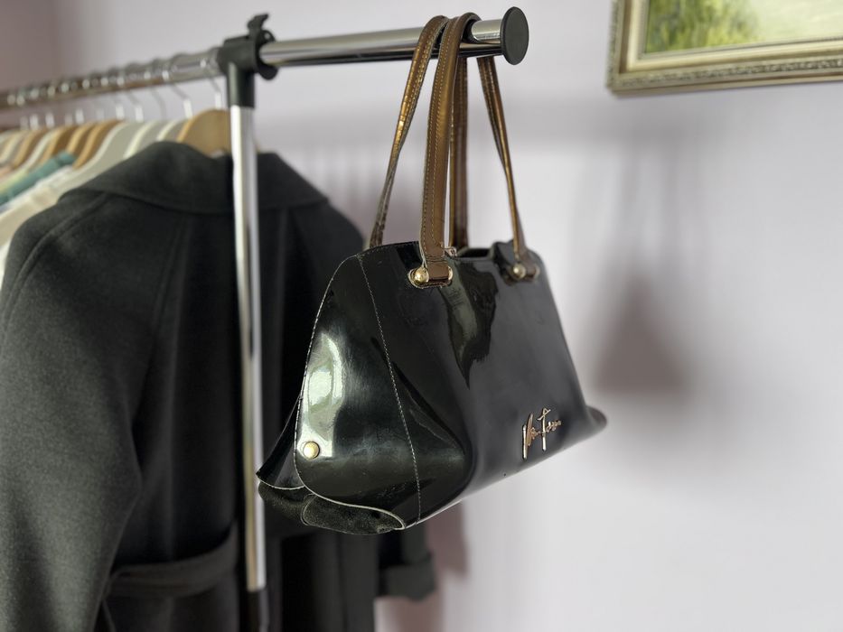 Чорна лакована велика сумка