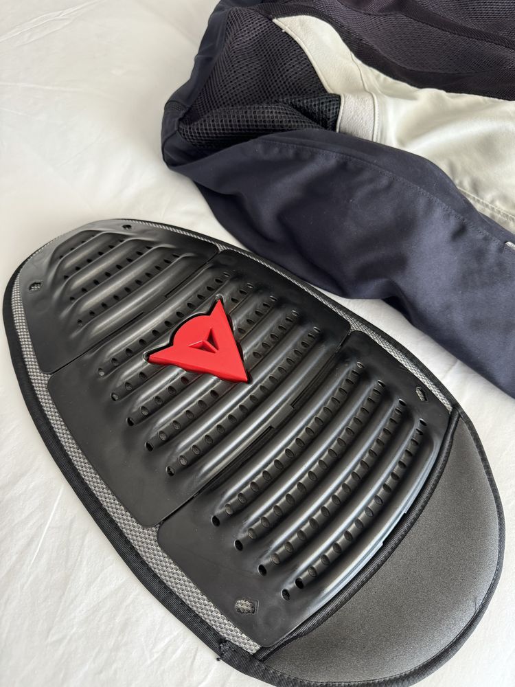 Casaco Dainese verão