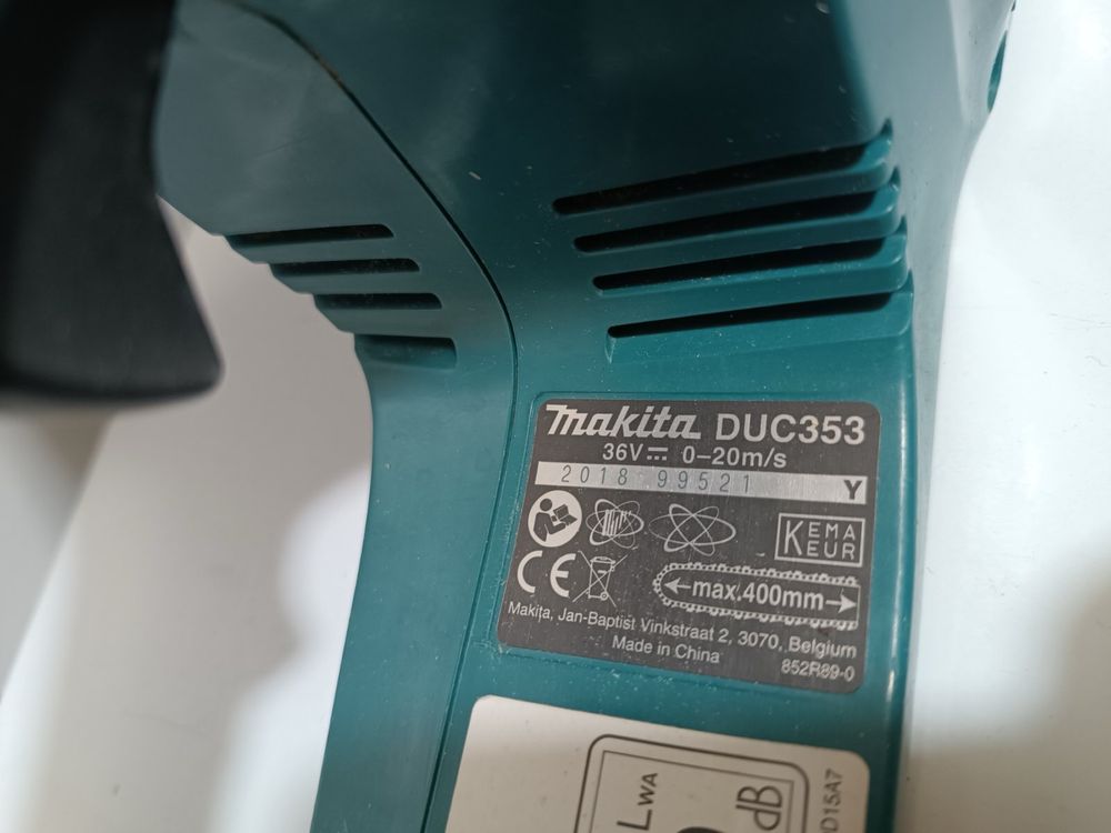 Makita DUC 353 безщіткова цепна пилка на акумуляторі Макіта