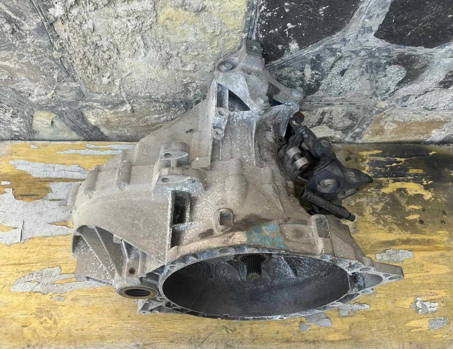 Коробка передач (КПП) Volvo V50. S40. C30 - 2.0d