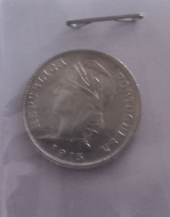 Notas, medalhas, moedas