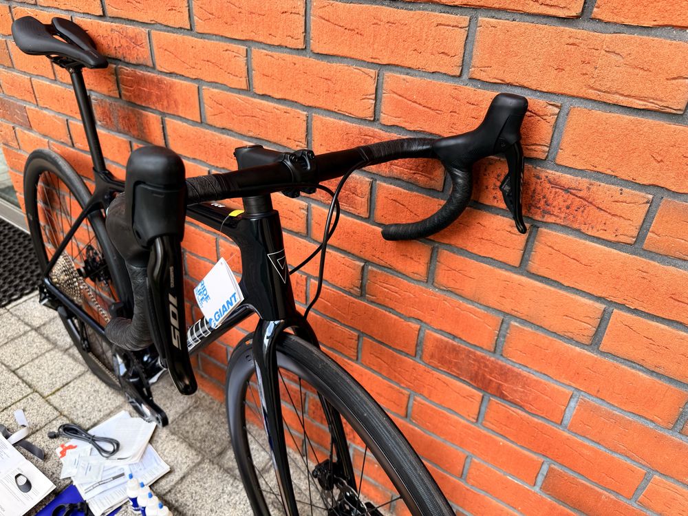 rower szosowy Giant TCR Advanced 1 di2 2/12 r.M